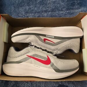 NEW Nike Air Winflo 11 Running Shoes